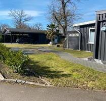 Ferienhaus, Doppelgarage mit Carport in Tespe, Pachtgrundstück - Lauenburg/Elbe