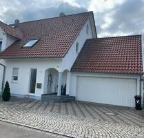 Doppelhaushälfte in Wehringen – zur Vermietung optional möbliert