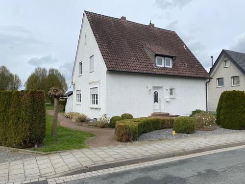 Foto - 4-Zimmer Wohnung mit Garten in Zweifamilienhaus