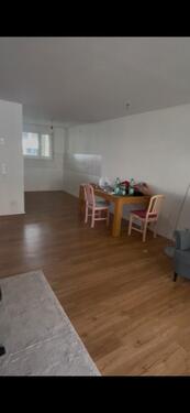 Foto - Zwischenmiete bis 30.12.2025 in 2-Zimmer-Whg Esslingen unmöbliert