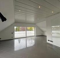 Helle 90 m² Dachgeschosswohnung mit großer Terrasse in Ascheberg