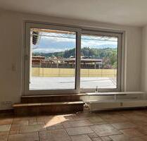 3 Zimmer Küche Bad + 50 m² Terrasse - Erbach