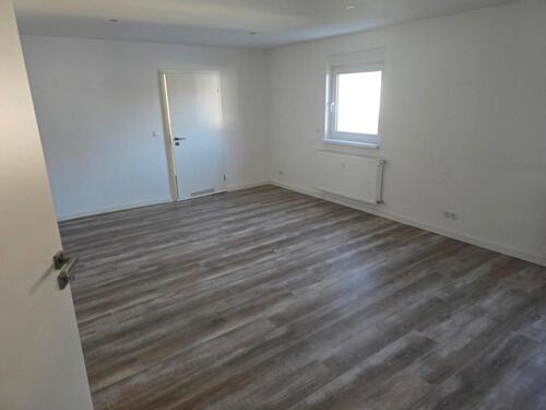 Foto - 8 Zimmer Doppelhaushälfte in Unnau