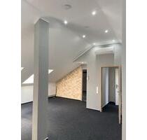 Moderne,schöne Dachgeschosswohnung in bester Lage - Rüdesheim