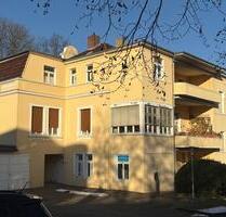 Schicke 4-Zimmer-Dachgeschosswohnung (Walllage) - Helmstedt