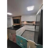 Verkaufen moderne 4-Zimmer-Gartenwohnung in Schopfheim!