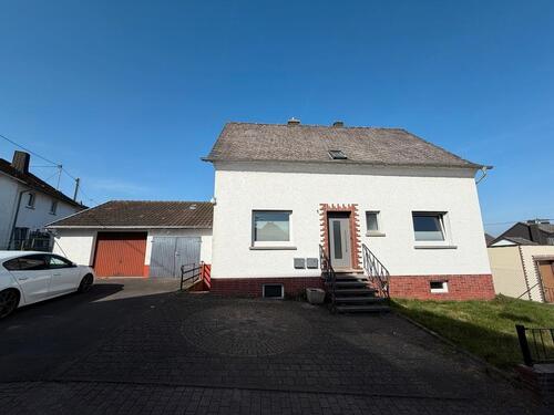 Foto - Wohnung, Erdgeschoss, 97 qm, EBK, Terrasse, Garten, Garage