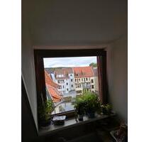 Dachgeschosswohnung - 650,00 EUR Kaltmiete, in Saarbrücken (PLZ: 66111)