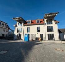 Erstbezug, 3-Zimmer-Wohnung, Dachgeschoss mit Balkon in Wolnzach