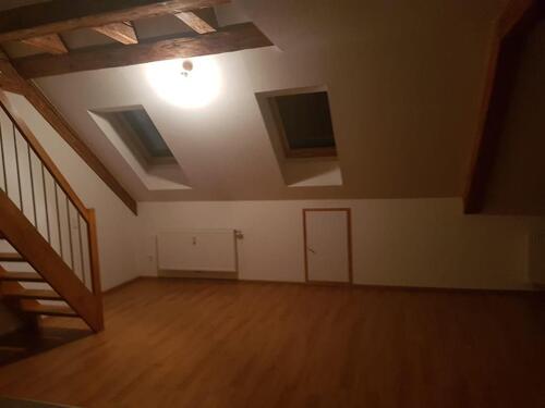 Foto - 4,5-Zimmer-Maisonettewohnung mit Galerie, Garage & Garten