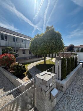 Foto - Modernes Designhaus mit Loftcharakter, Balkon, Garten