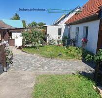 Wohnen im 2-Familienhaus mit Terrasse & netten Mietern im EG ☘️ - Luckenwalde