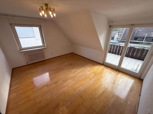 Foto - Zimmer mit Dachterrasse in Studenten-WG, Ludwigsburg-Pflugfelden