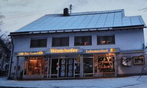 Foto - Ladenfläche plus Kellerräume und Aufzug ab sofort