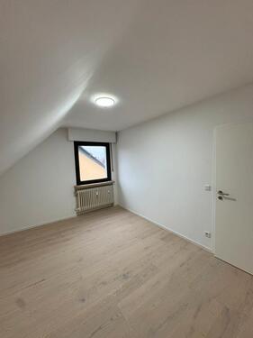 Foto - 3 Zimmer Wohnung (kernsaniert) in Niederkassel, 56qm2