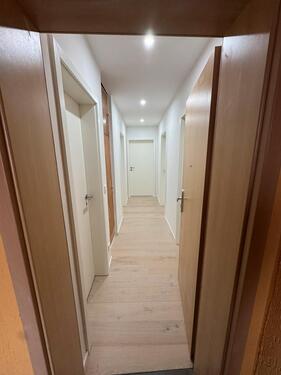 Foto - 3 Zimmer Dachgeschoßwohnung zur Miete in Niederkassel