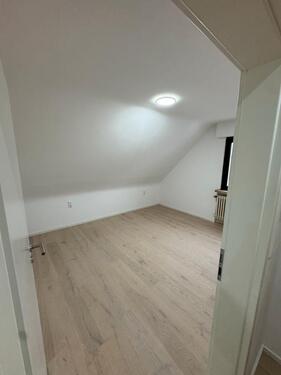 Foto - 3 Zimmer Dachgeschoßwohnung in Niederkassel