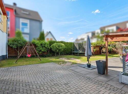 Foto - Mehrfamilienhaus, Wohnhaus in Troisdorf zum Kaufen