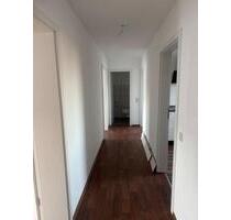 Helle 4-Zimmer-DG-Wohnung, 2 Balkone in GünzburgDeffingen