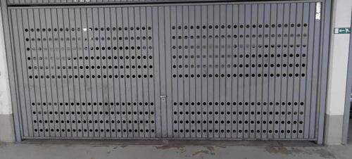 Foto - Tiefgaragen Stellplatz - Abschließbar - für 1 Fahrzeug