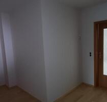 Wunderschöne 2-Raum-Dachgeschosswohnung mit Einbauküche - Riesa