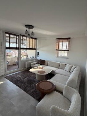 Foto - Provisionsfreie renovierte 3 Zi Wohnung Vollmöbiliert +Stellplatz