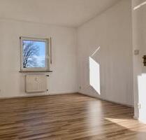 3-Zimmer Maisonette-Wohnung - 1.090,00&nbsp;EUR Kaltmiete, ca.&nbsp; 90,00&nbsp;m&sup2; in Heroldsberg (PLZ: 90562)