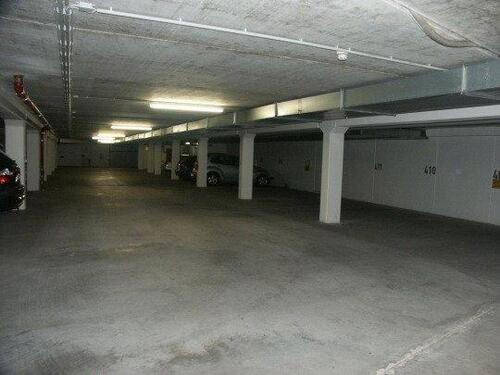 Foto - PKW, Oldtimer, Cabrio, Motorrad? TG-Stellplatz in MA-Käfertal