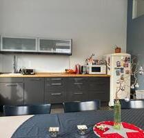 Biete Coworking-Platz in Gemeinschaftsbüro in Augsburg