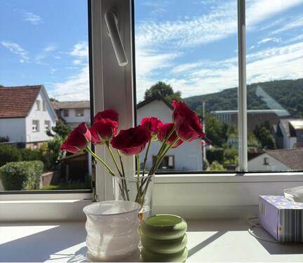 Foto - Helle, renovierte 2-Zimmer-Wohnung__Top Lage & Einbauküche