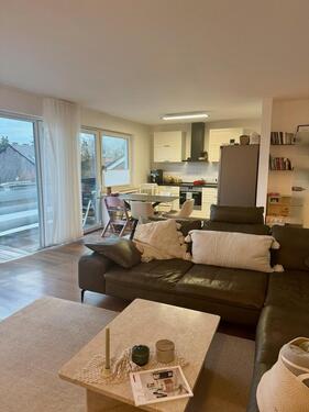 Foto - Moderne 3,5-Zimmer-Dachgeschosswohnung mit Balkon in Neuss