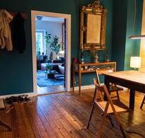 schöne 2,5 Zimmer-Wohnung, untermiete 2 Balkons nicht WG-geignet - Hamburg Rotherbaum