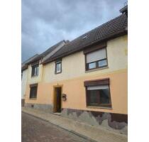 Haus zum Mietkauf - 650,00&nbsp;EUR Kaltmiete, in Remptendorf (PLZ: 07368)