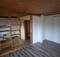 Helle 2-Zimmer-Dachgeschosswohnung in Ritterhude Ihlpohl