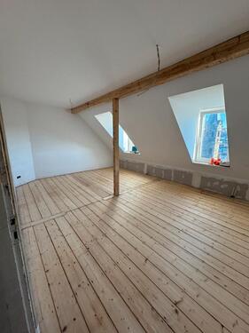 Foto - 4 Zimmer Altbau Dachgeschoss Wohnung auf dem Ölberg