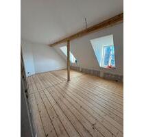 4 Zimmer Altbau Dachgeschoss Wohnung auf dem Ölberg - Wuppertal Elberfeld