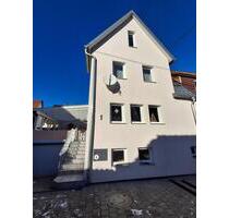 2 x Doppel-Haus-Hälfe mit Potential und sehr viel Charme - Filderstadt