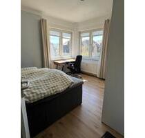 Lichtdurchflutete 2-Zi. Wohnung in ruhiger Lage, EBK,560€ - Güstrow
