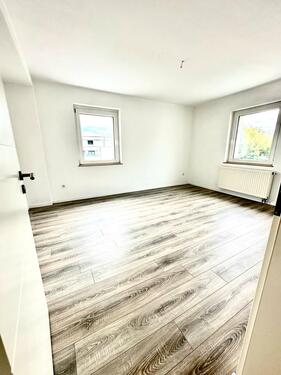 Foto - Obergeschoss Wohnung - 950,00 EUR Kaltmiete,