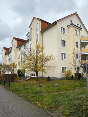 Foto - 2 Zimmer 67 qm Erstbezug nach Modernisierung Balkon Fahrstuhl TG
