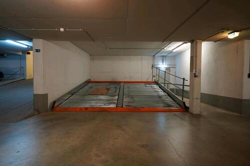 Foto - REDUZIERT! Tiefgaragenstellplatz Semmelweissstraße Dresden