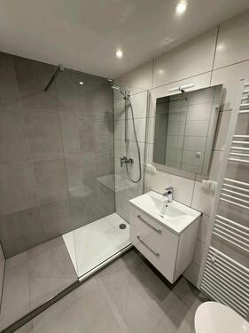 Foto - Renovierte 2 Zimmer Wohnung mit TG-Stellplatz zu vermieten