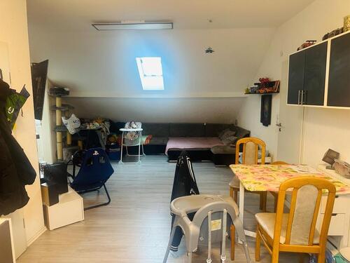 Foto - 3 Zimmer Dachgeschoßwohnung in Täferrot