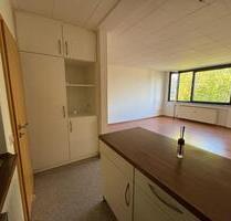 Helle 2-Zimmer-Wohnung mit Einbauküche in ruhiger Lage von Moers - Duisburg Hochheide