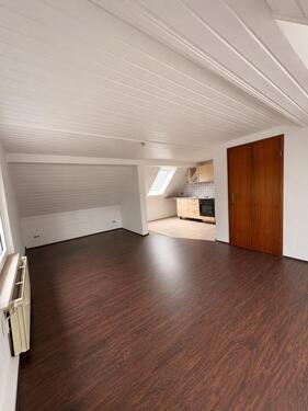 Foto - 2 Zimmer Dachgeschosswohnung inkl. Küche in Wolfsburg-Neuhaus