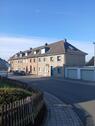 Foto - Einfamilienhaus mit Garten, Garage & großer Werkstatt-Lagerfläch