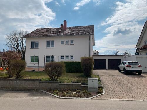Foto - 12 Zimmer Mehrfamilienhaus, Wohnhaus in Zimmern ob Rottweil