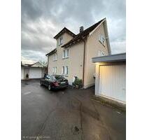 Erdgeschosswohnung in Tiengen mit großem Garten - Waldshut-Tiengen