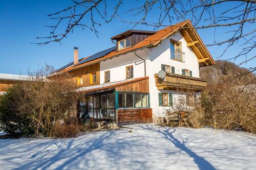 Foto - Ideal zur Pferdehaltung: Anwesen in Zeilarn