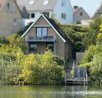 Einfamilienhaus am See mit Steg und Schlossblick + ELW - Plön